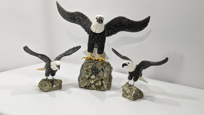 Black and White Onix Bald Eagle Sculpture, collectable sculpture